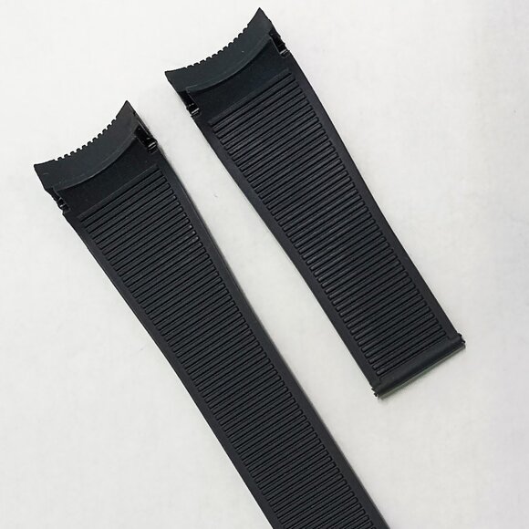 New TAG HEUER 24mm Rubber Watch Strap/Band For Chronographs (No Buckle) - Picture 4 of 7
